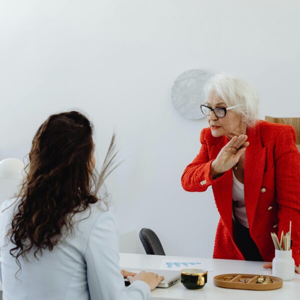 THE IMPERATIVE WITH TÚ (SPECIAL IRREGULAR VERBS) IN A SNAP!